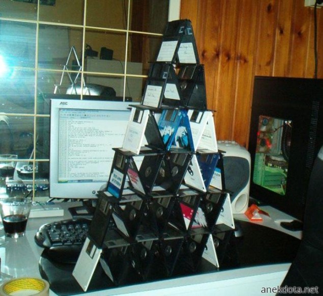 Δισκετοπυραμίδα 