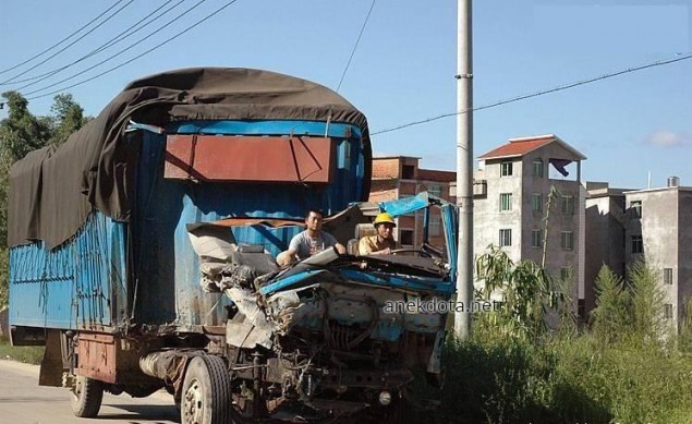 Λίγο χτυπημένο 