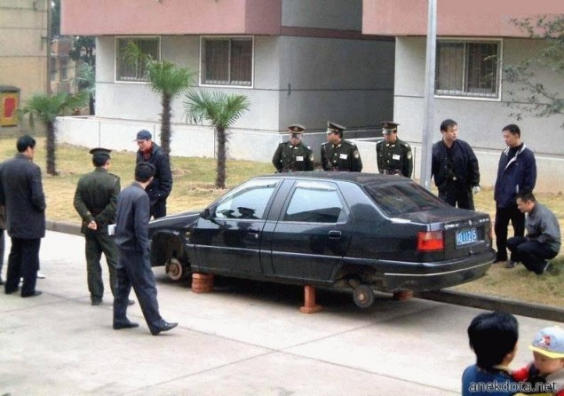 Κάπως έτσι το κρατάς ψηλά 